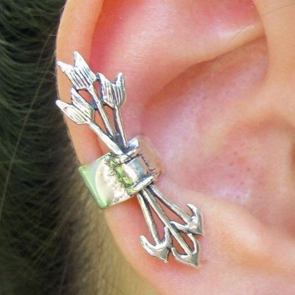 Silver Shades Shop Boutique Jewelry - Silver Arrow Ear Cuffs